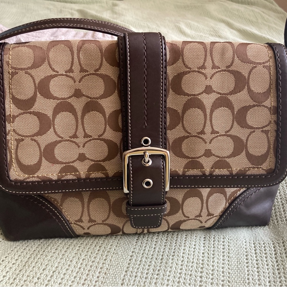COACH BAG HAMPTON F12641 BROWN SIGNATURE JACQUAD & LEATHER FLAP HANDBAG PURSE